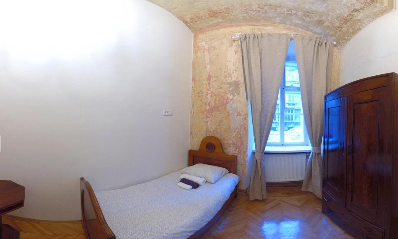 Zagreb Speeka Hostel Exterior photo