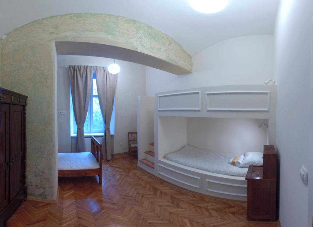 Zagreb Speeka Hostel Exterior photo