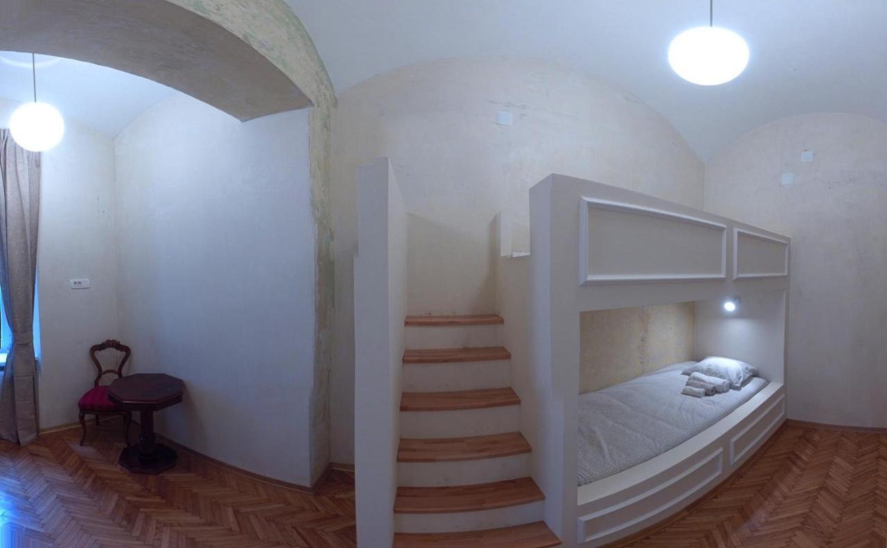 Zagreb Speeka Hostel Exterior photo